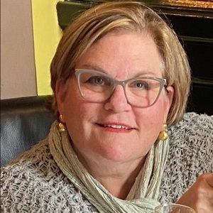 Meet your Posher, Julie